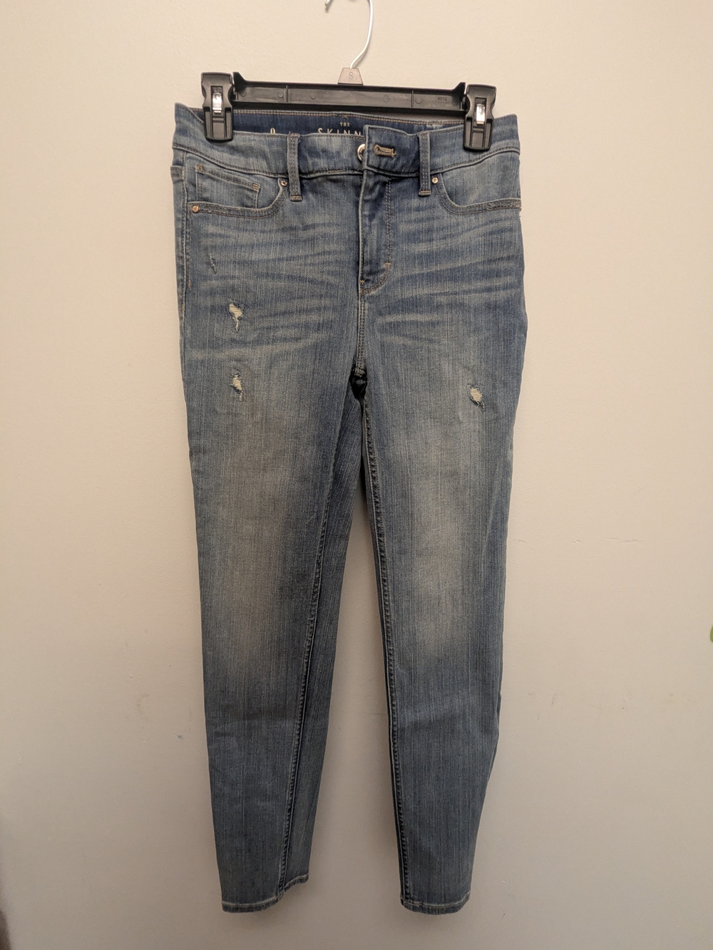White House Black Market Women's Distressed Skinny Jeans